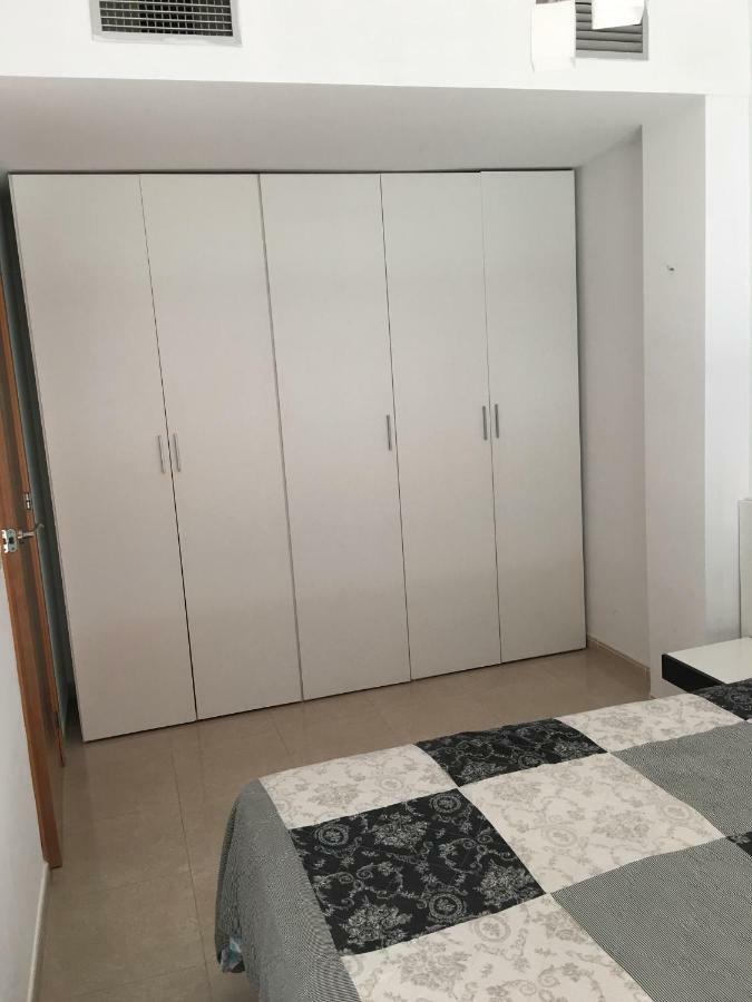 Apartamento En เบนีการ์โล ภายนอก รูปภาพ